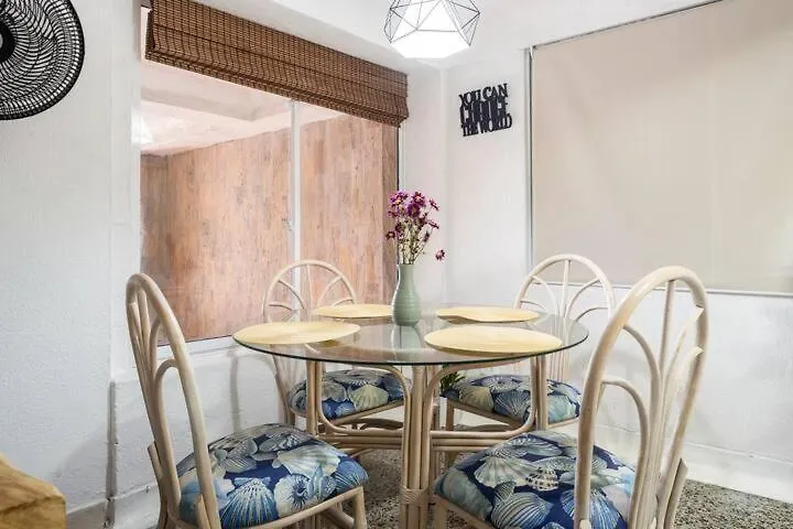 Apartamento Central Frente Al Mar Cartagena 0*,  Colombia